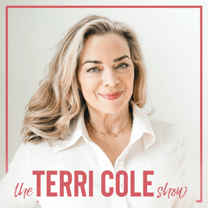 Ouça The Terri Cole Show na aplicação